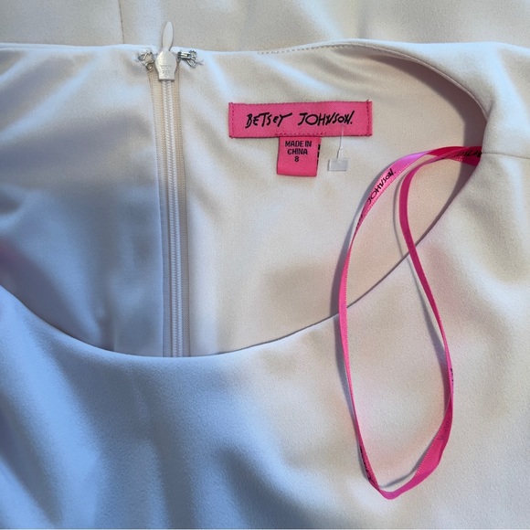Betsey Johnson Size 8 Women’s Shift Dress. Pink Dress Short Sleeves NWT - Picture 15 of 15